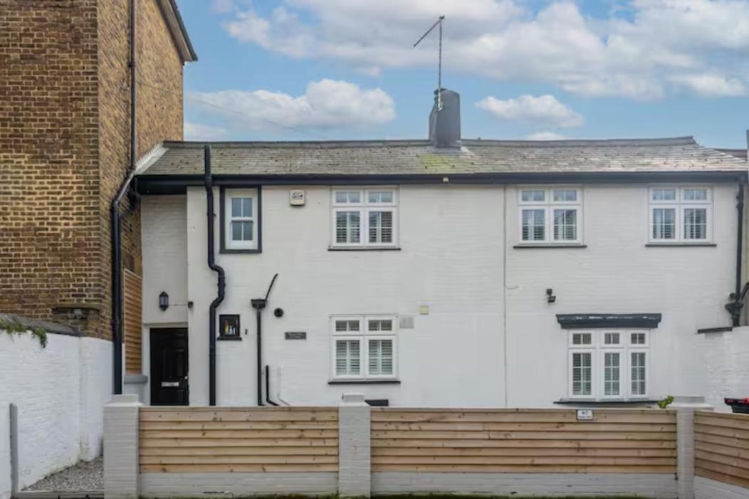 Two Bedroom Private Cottage With Private Parking Just By The Sea Herne Bay Exteriér fotografie