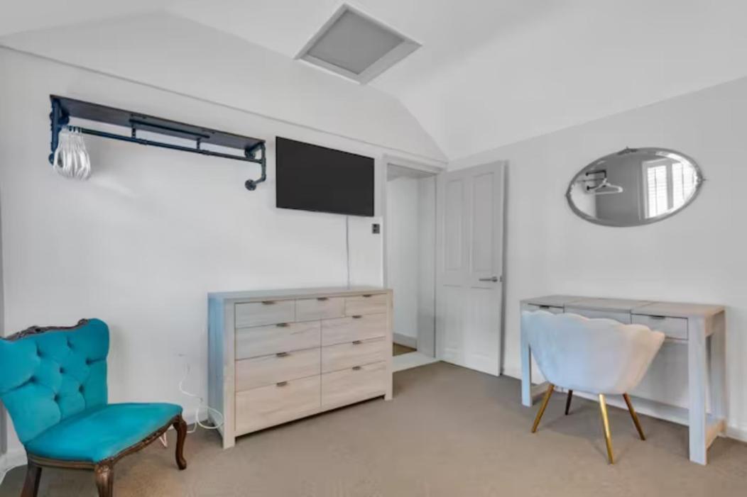 Two Bedroom Private Cottage With Private Parking Just By The Sea Herne Bay Exteriér fotografie